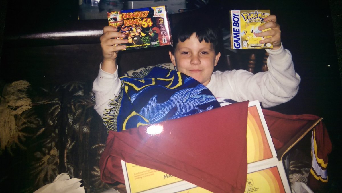 used 🍕 tweet media