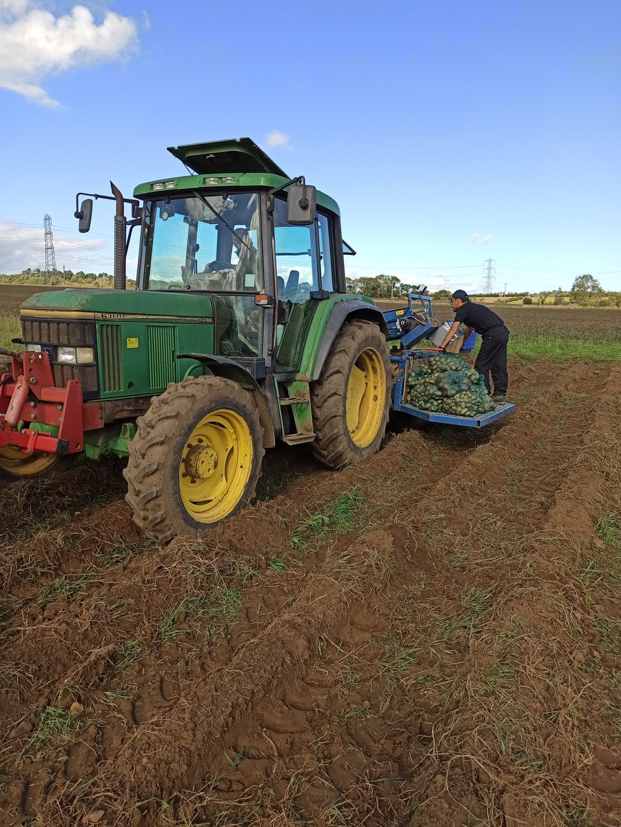 Julia Cooper tweet media