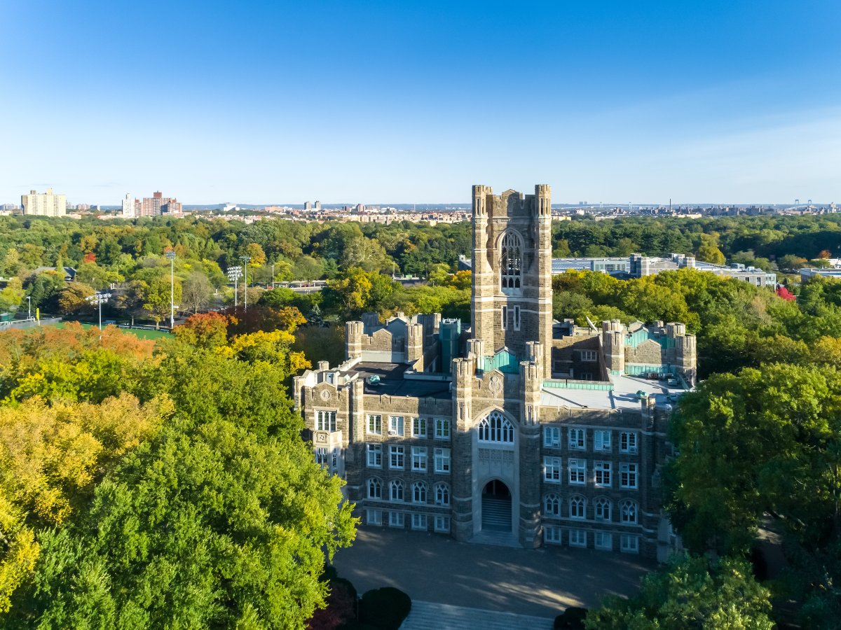 FordhamNYC's tweet photo. #ICYMI Fordham no longer requires SAT/ACT scores for admission. This is not only in response to the cancellation of test dates due to COVID-19; it's the logical next step in our effort to combat racial &amp; socioeconomic disparities in the admission process: https://t.co/PAimp9O9iG https://t.co/E2gBR6Qgcn