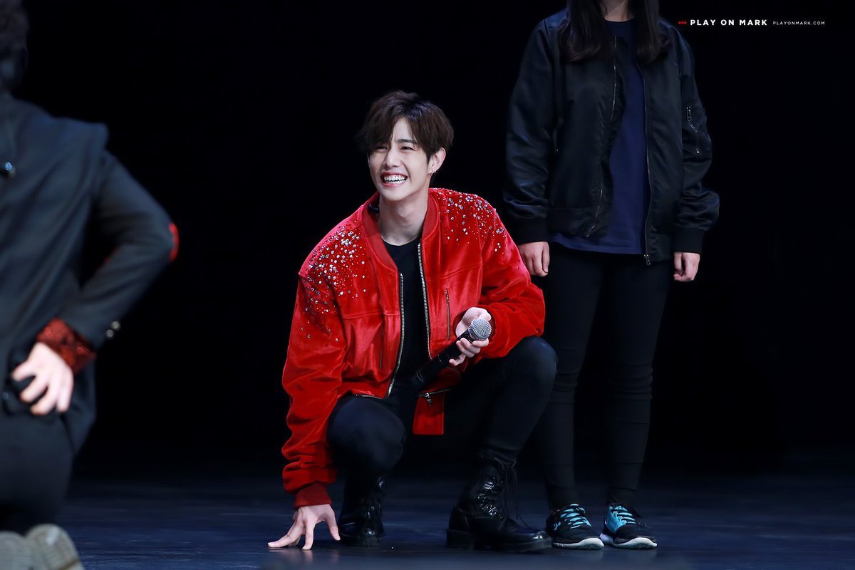 YGOT7__17's tweet photo. まくひょんセンイルチュッカヘ〜！！！！
長男だけどめっちゃ可愛いまくとぅあん〜♡ たまにガラ悪くなるのも最高に好きだよ😏
これからもヒョンと呼ばせてください〜 맠형 사랑해~!!!!!!!!!! 생일축하해~!!!!!
#HAPPYMARKTUANDAY #MarkTuan 
#ForeverWithMarkTuanday #아가새의소중한마크_생일축하해 https://t.co/WNO77Pcsp0