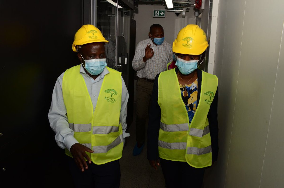 MaureenMbaka1's tweet photo. Visited the National Data Centre while at @konzatech today; the Centre will support immediate government requirements, business enterprises and provide an environment for piloting #SmartCity services.

@MoICTKenya https://t.co/KBowvQ2BL9