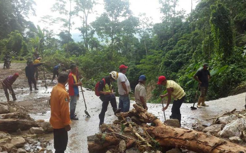 noticierovv's tweet photo. #3Sep Lluvias afectaron 10 viviendas en Mérida https://t.co/1Z6U0BNINQ

#LluviasEnMérida #Nacional #NoticieroVenevision https://t.co/Yjrzl34qrR