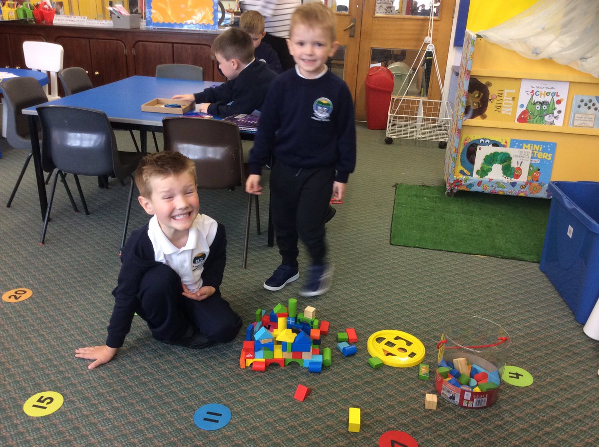 blaenbaglankenn's tweet photo. We had lots of fun exploring our new classroom #Firstdayofreception https://t.co/nBHCwtCUgM