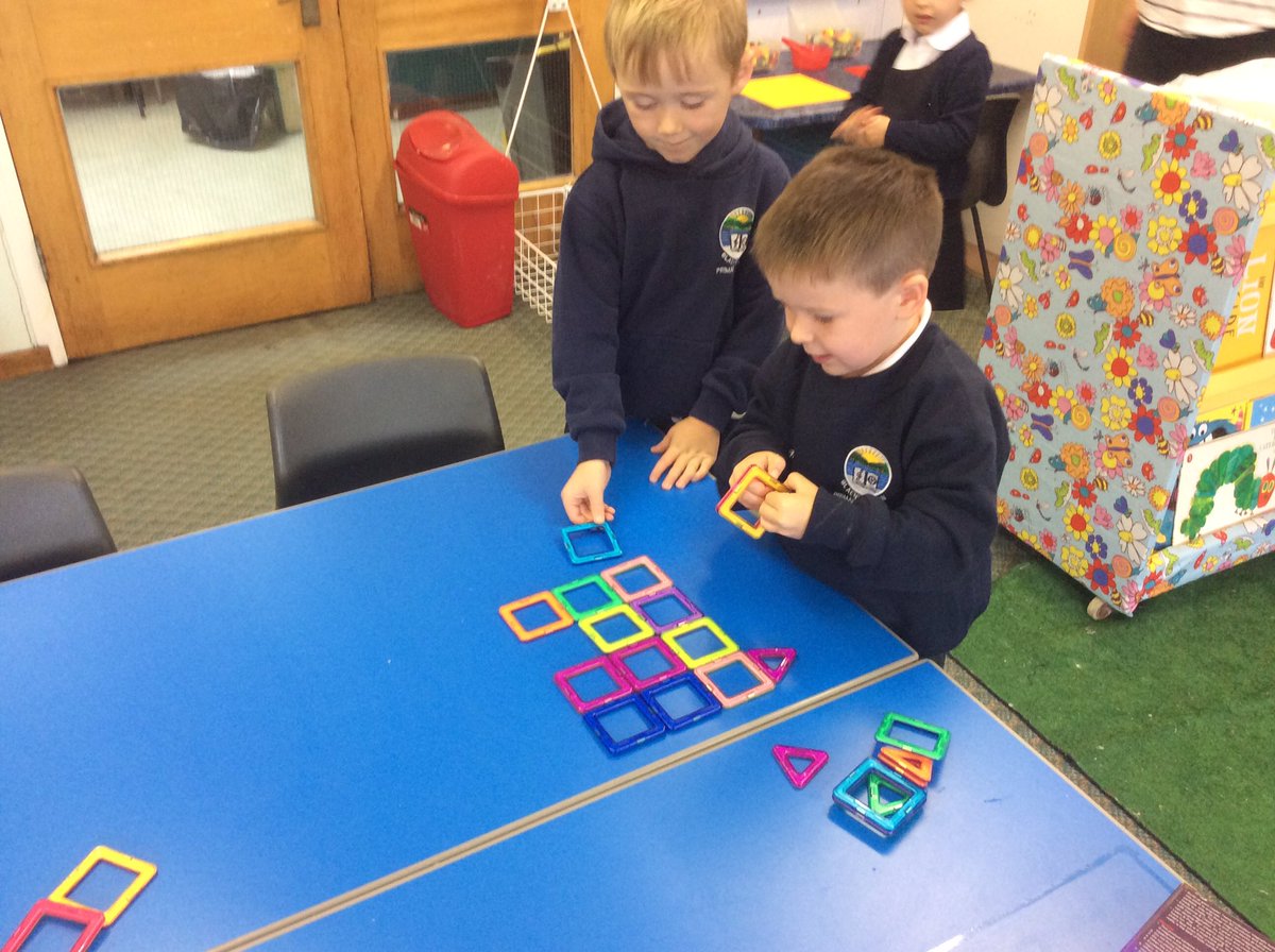 blaenbaglankenn's tweet photo. We had lots of fun exploring our new classroom #Firstdayofreception https://t.co/nBHCwtCUgM