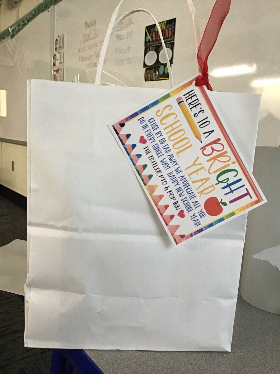 Really feeling the love today by all Butler families. A parade so I could see all the kids and a catered lunch!!! Just what I needed to feel rejuvenated and be even more excited for this AWESOME school year we’re about to have!!!!!! 💚💚💚💚<a href="/CBButlerElem/">Butler Elementary</a>