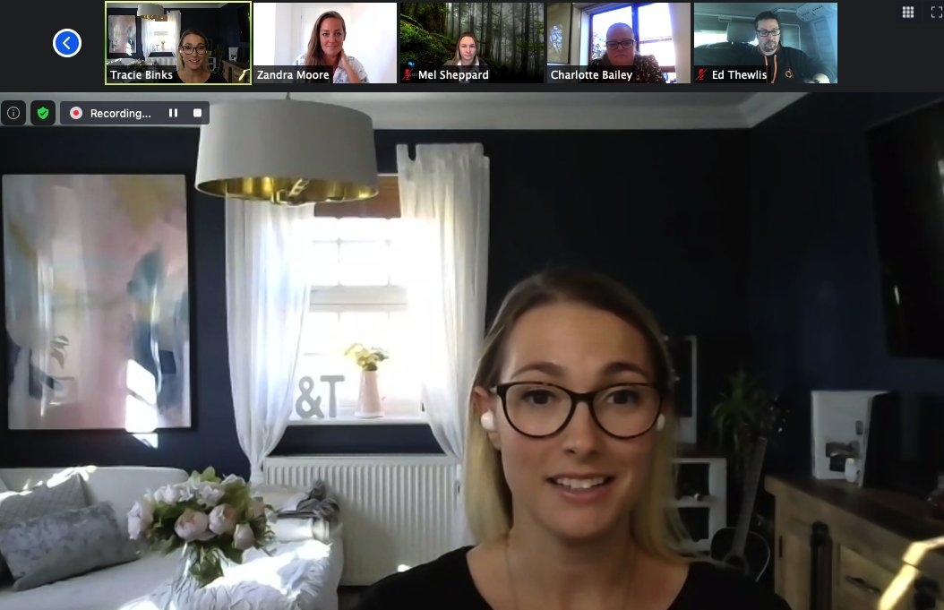 georgiahalston's tweet photo. Tracie of @xten is talking security and how it's everyone's responsibility and Mel of @squirrel_365 is posing the question around how we can build a #NoCodeStack at the @No_Code_Lab launch event right now! https://t.co/ordsuDvb4e