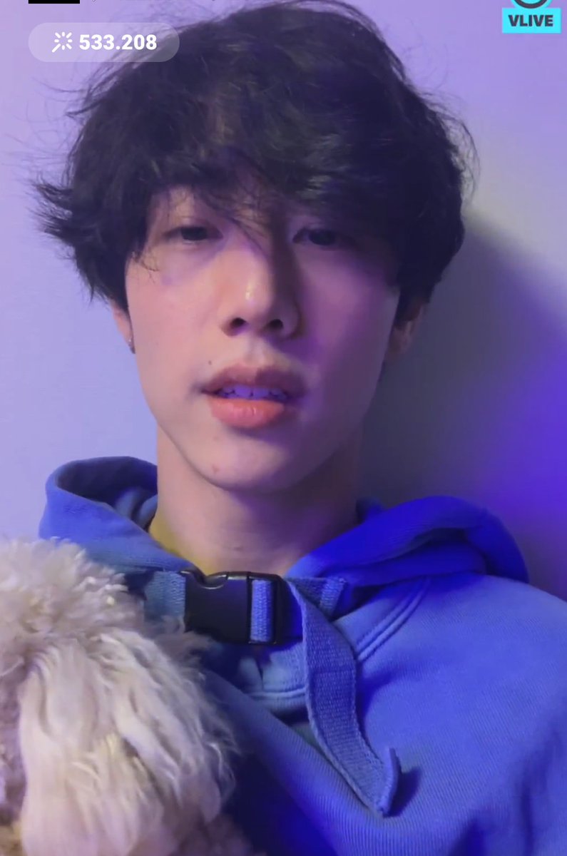 s1011996's tweet photo. My best M, happy birthday.
So proud of you 🥰
Love you 🥰
#ForeverWithMarkTuanDay
1993.09.04 https://t.co/J8ekTMTu0C