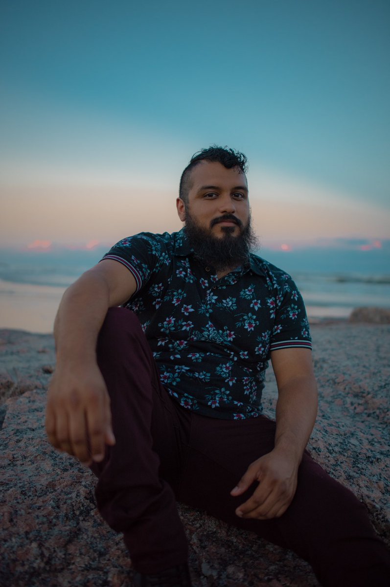 MRLNbandHTX's tweet photo. Isn’t it crazy how close together our birthdays are? We want to wish Mr. Romero Redd @Mattman_972 a very happy birthday! Show this mans some love! https://t.co/yFVUA4djAe