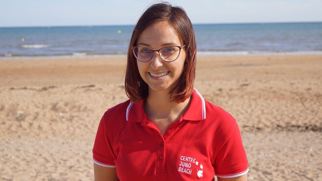 JunoBeachCentre's tweet photo. 🇨🇦 Like Amélie, become a guide at the Juno Beach Centre ➡️
https://t.co/NMf7mhi8I7
#junobeachcentre #hiring #guideprogram #workinginFrance https://t.co/OCxCafGsaP