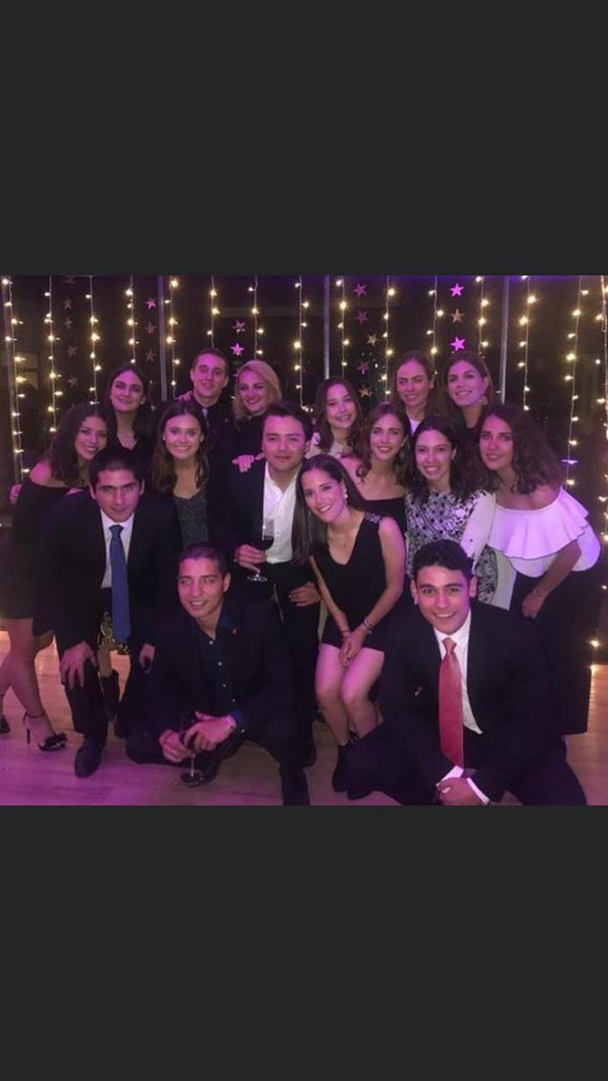 anahuacqro's tweet photo. El día de hoy nos despedimos de los más de 200 alumnos que durante de este año y medio formaron parte de Sociedades de Alumnos, ADEFA y FESAL. ¡Gracias por todo su apoyo! #SomosAdefa #SomosFesal #REAnáhuac https://t.co/5s3D8mN9IQ