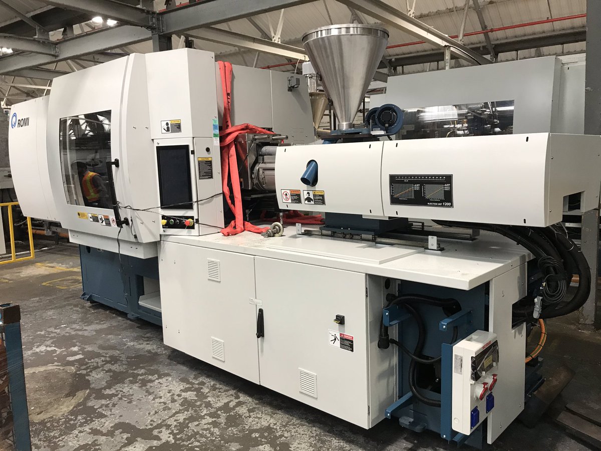 NBathard's tweet photo. ROMI UK deliver another New EN220T PVC V5.0 CM20 Controller now totalling 7 New machines from 170T - 600T. Great work today from Nick at RJC Projects making it look easy to offload, install & position. #Romiuk #Rjcprojects https://t.co/1fzFQ9ZmZn