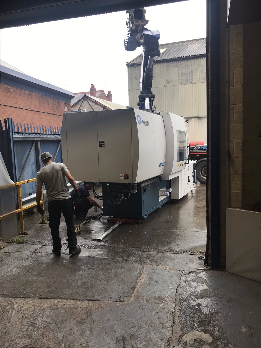 NBathard's tweet photo. ROMI UK deliver another New EN220T PVC V5.0 CM20 Controller now totalling 7 New machines from 170T - 600T. Great work today from Nick at RJC Projects making it look easy to offload, install & position. #Romiuk #Rjcprojects https://t.co/1fzFQ9ZmZn