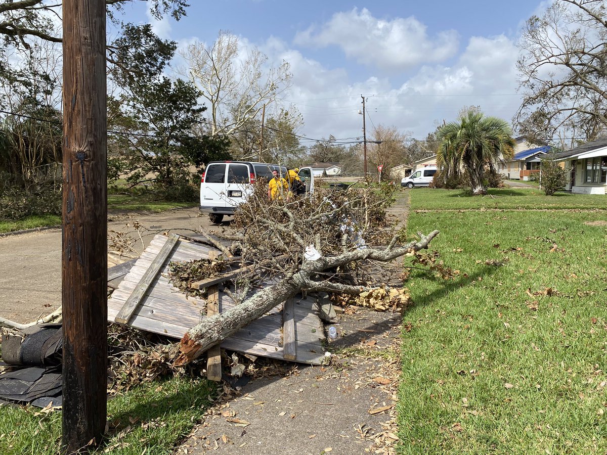 sendneworleans's tweet image. Over the past week since Hurricane Laura devastated Lake Charles &amp;amp; the surrounding communities, Southern Baptists have been serving through @sendrelief with LA Disaster Relief by meeting needs, praying with those affected, cleaning up, &amp;amp; sharing the hope of the gospel.