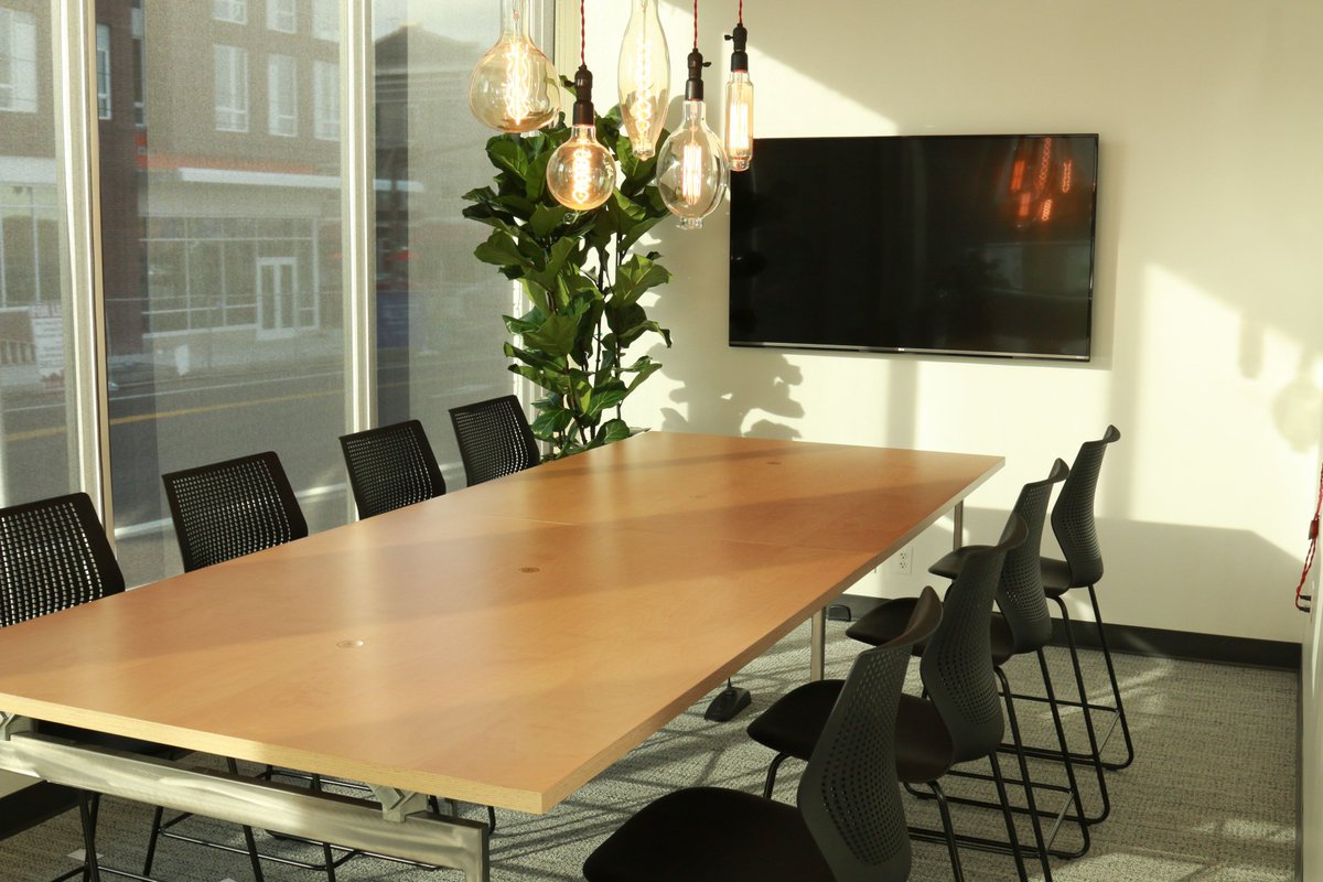 Connectrac's tweet photo. Easily supply power and data when and where it's needed with Connectrac.
#connectrac #connectracflex #wireways #connectivity #cablemanagement #productdesign #commercialinteriors #flexibleoffice #workplacedesign #officesolutions #officespace #facilitymanagement #interiordesign https://t.co/mpDeIMlYvW