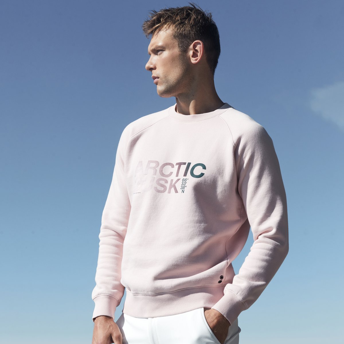 ARCTIC DUSK. New Fall Collection as seen on Elliott Reeder, the new RD Ambassador.

#RonDorff #AW20 #NewCollection #ArcticDusk #SwedeLife  #ElliottReeder

@elliottreeder
@smiggi