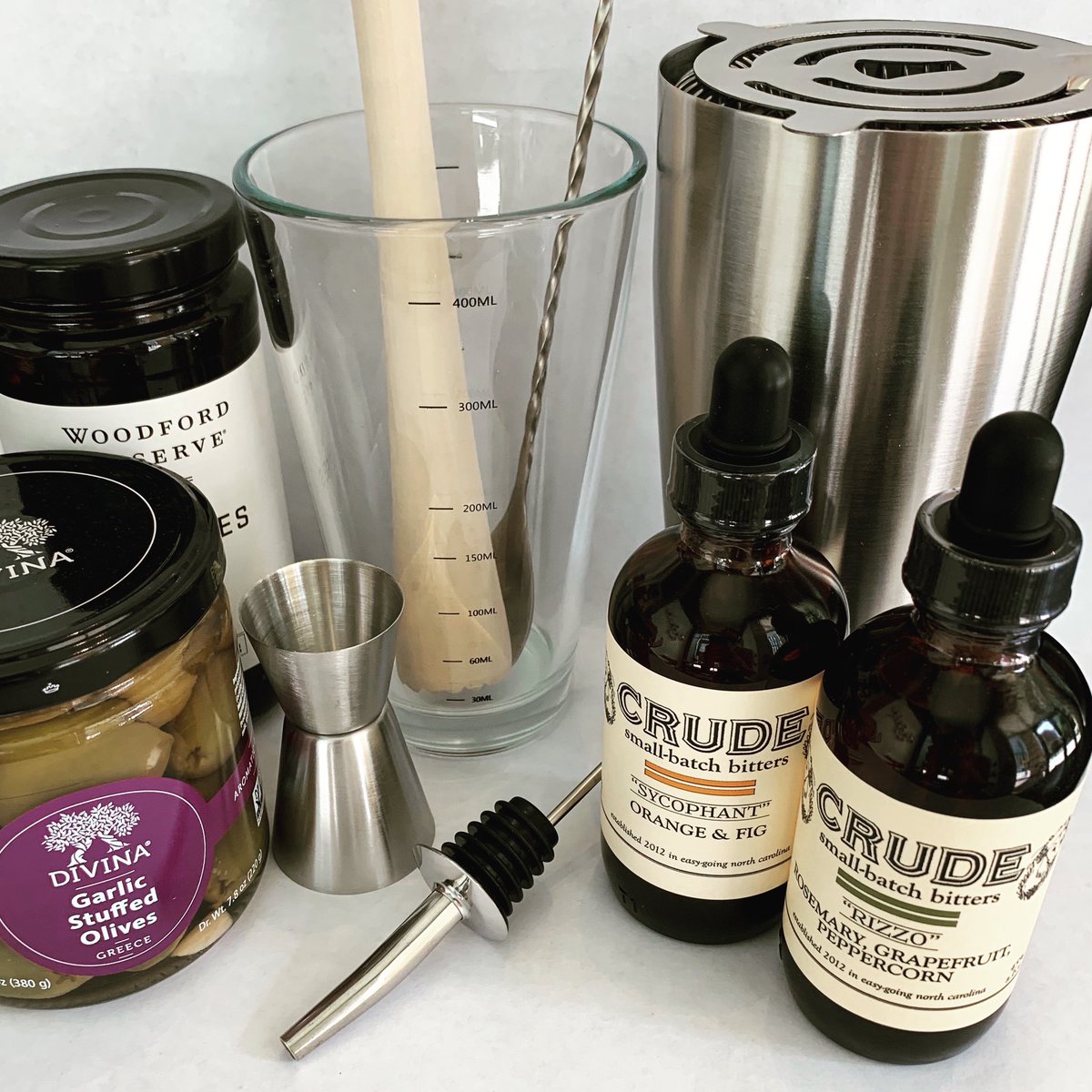 RalProvisions's tweet photo. Step up ur home bar game 🍸 with this killer 7-piece bar kit with mixer, muddler, jigger, etc, all the garnishes, bitters, mixers you need to bring happy hour back 🍸🥃🍹Order online for pickup/delivery today to get ready for the weekend 😃

#homebartender #closingtimeisnever https://t.co/sVIkqUNMe7