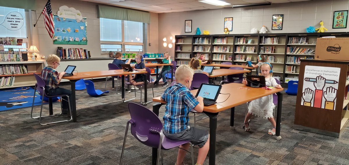 GVMrsAllen's tweet photo. Here is what second grade computer lab looks like this year #grandviewgreatness #fcscspartanpride https://t.co/3H7ajj2xGm