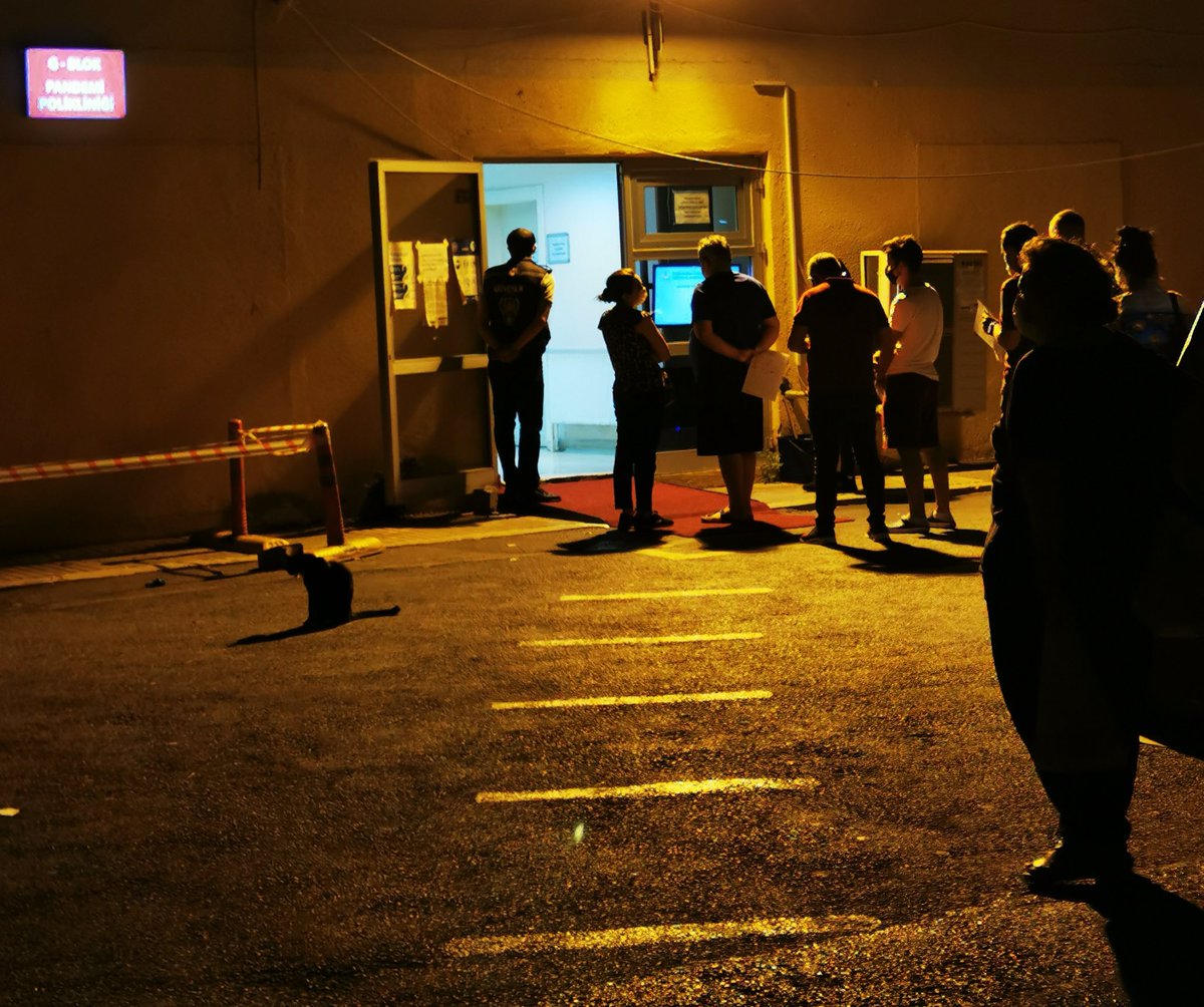 Yönetim, yerlere beklenen EKG çizgisini çekmiş.