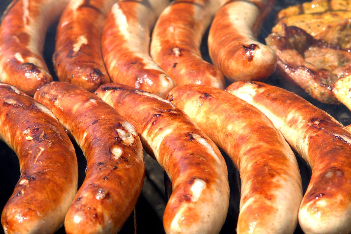 CarnesBilbao's tweet photo. También tenemos la mejor calidad en cecinas: longanizas, vienesas, prietas, chorizos, choricillos, jamón y tocino
𝗖𝗢𝗠𝗣𝗥𝗔 𝗗𝗜𝗥𝗘𝗖𝗧𝗢 𝗬 𝗦𝗘𝗚𝗨𝗥𝗢 𝗘𝗡 𝗪𝗪𝗪.𝗖𝗔𝗥𝗡𝗘𝗦𝗕𝗜𝗟𝗕𝗔𝗢.𝗖𝗟 #choripan #choripanes #cecinas #vienesas #prietas #chorizo #choricillo #tocino https://t.co/7TspKDKJPC