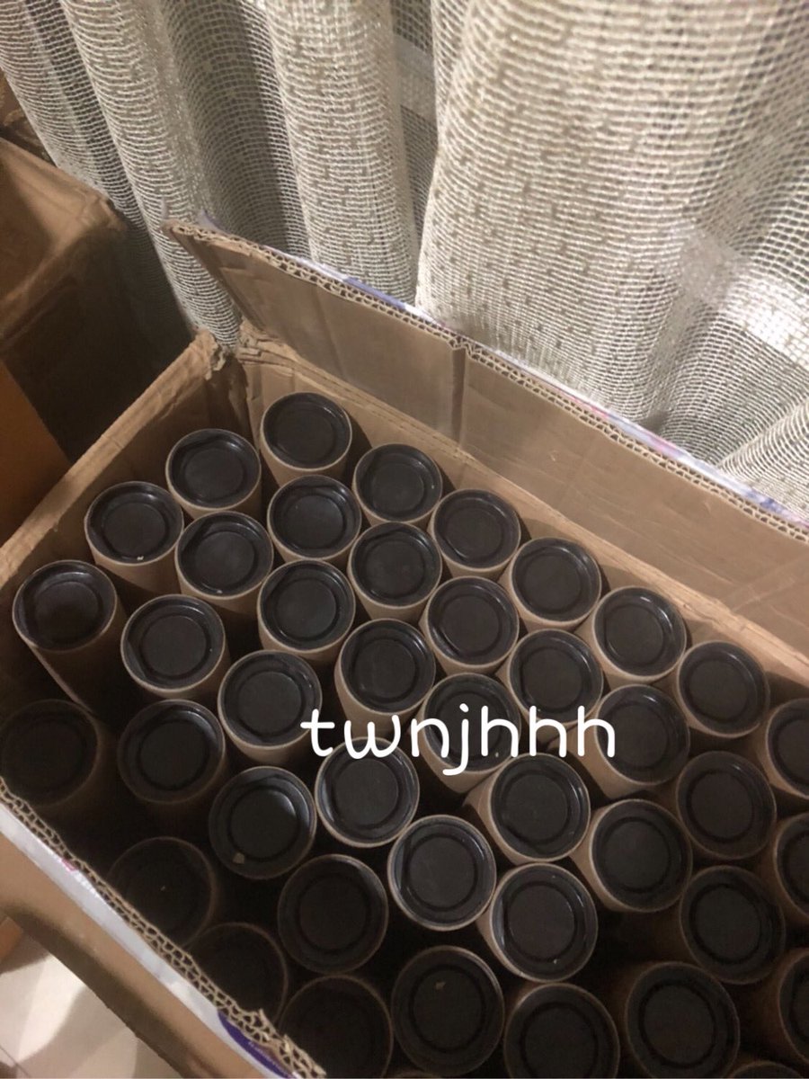 Pls retweet

📌📌แจกค่าาาาาาา📌📌

poster wayv(awaken the world)สุ่มเมม ตอนนี้มีเยอะมากกกกๆๆๆๆๆๆๆๆ ไม่มีที่จะเก็บแล้วค่ะ

🤍ค่าส่งกระบอกละ30บาท จะเอากี่กระบอกก็ได้ค่าาา 

🤍เดี๋ยวพรุ่งนี้เรามาลงฟอร์มตอน15.00นะค้า❤️🙏🏻 #ตลาดนัดnct #ตลาดนัดwayv