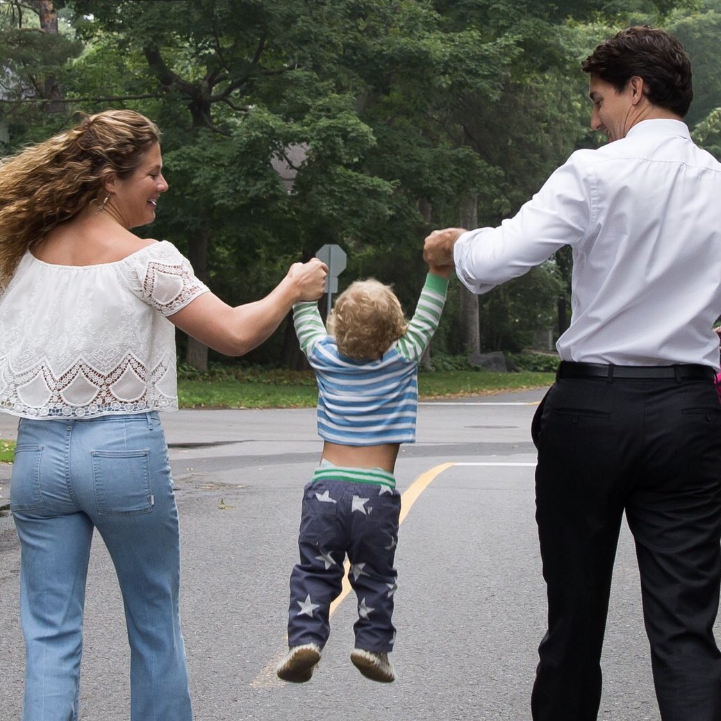 JustinTrudeau's tweet photo. They grow up so fast - Hadrien starts the first grade today. Have a great first day, big guy. And to all the kids heading back to school: it’ll be a bit different this year, but remember you’ve still got what it takes to do great things. https://t.co/OOFqEpQ7gK