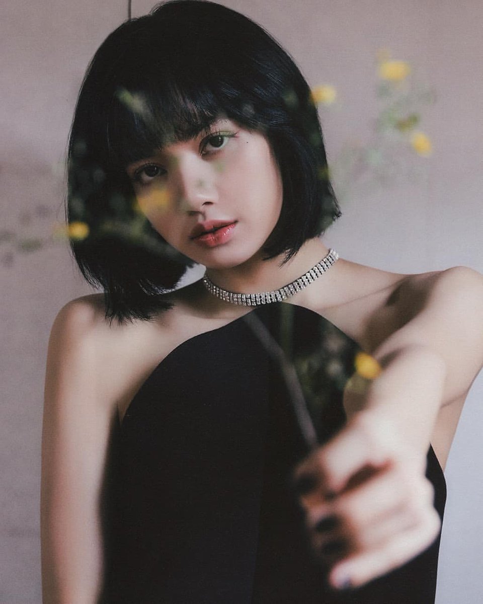 Sarablink9's tweet photo. #blackpink @BLACKPINK #lisa https://t.co/ArK3aKoaIe