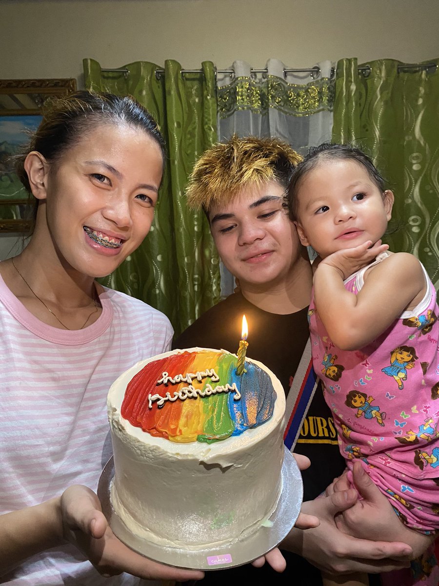 _Astheriellee_'s tweet photo. What a nice shoulder injury. Napaka cute ng outcome hihihi ❤️

Happy birthday bugoy !!! Godbless you and your family mwaap! https://t.co/FXE1hlRNJ2