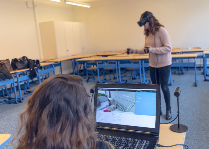 HealthySim's tweet photo. Recent Post: "Using Immersive VR Simulation to Provide A Structured Clinical Learning Experience" - https://t.co/Pmz4ivFnzH https://t.co/dt2jeO1BRu
