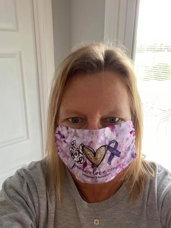 MorrisPromoSpec's tweet photo. It was so much fun designing these cute mask to raise awareness for alzheimers.  Mask are not going away any time soon, so how can I help you raise awareness for your organization?
#morrispromo #alzheimersawareness #TeamMadison #TeamMeredith https://t.co/Cfa6UTEBzZ