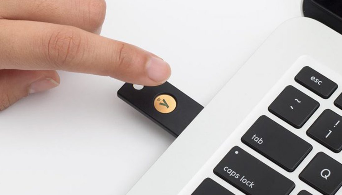 Yubico's tweet photo. Learn how government agencies can leverage the #YubiKey as a portable root of trust to keep workers, contractors, DIB partners and constituents secure against account takeovers: https://t.co/pkkgwDf6IA

#pubicsector #govtech #stateandlocal https://t.co/CNqPxeEtKA