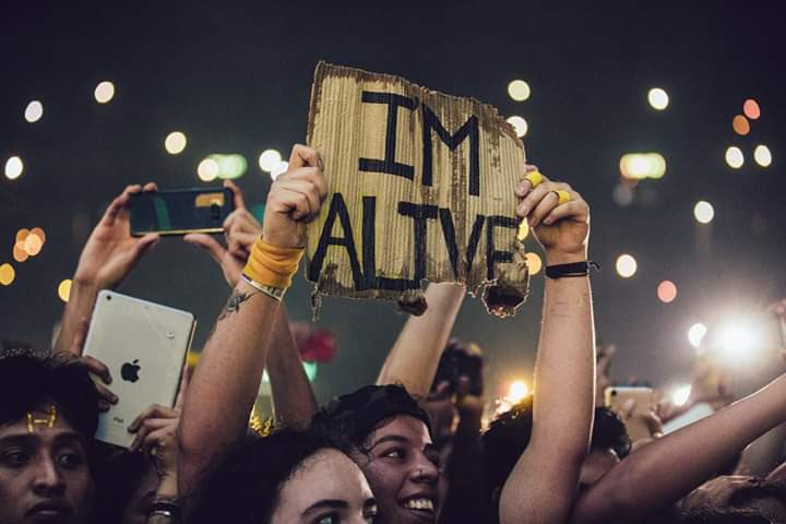 Gabriel54318535's tweet photo. @tylerrjoseph you will never be alone, you said it well, we are the few, the proud and the emotional, the ones who will follow you, we will be with you when everyone is gone. You are an angel in the lives of many people don't ever forget that.
#LatamLovesTyler #tylerweloveyou https://t.co/sJW8F0H3yw