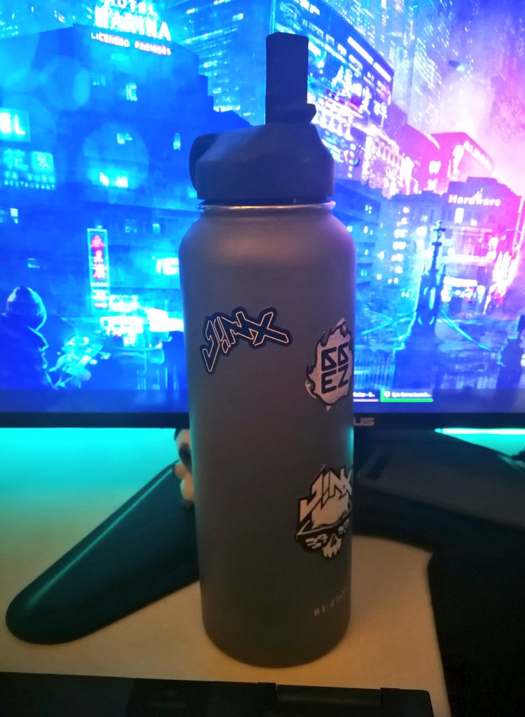 Nostie's tweet photo. And yes, all day 😁 https://t.co/Rt4F94OB0T