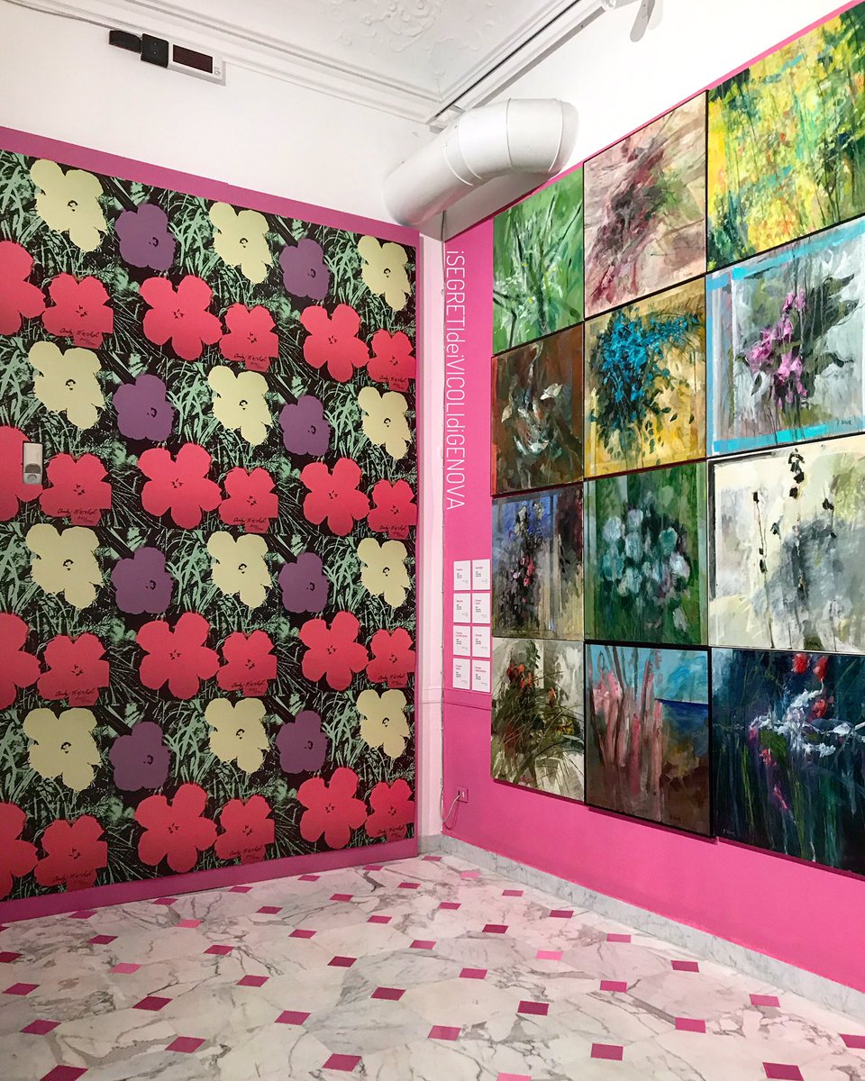 SEGRETIvicoli's tweet photo. Ieri pomeriggio il Comune di Genova mi ha invitato ad una visita guidata esclusiva alla mostra “Sirotti e i Maestri” a Villa Croce. A condurre la visita è stata la curatrice della mostra: Anna Orlando.
Tra le tante sale, in una vi è un accostamento tra Warhol e Raimondo Sirotti. https://t.co/Ja8Q67Ng8Z