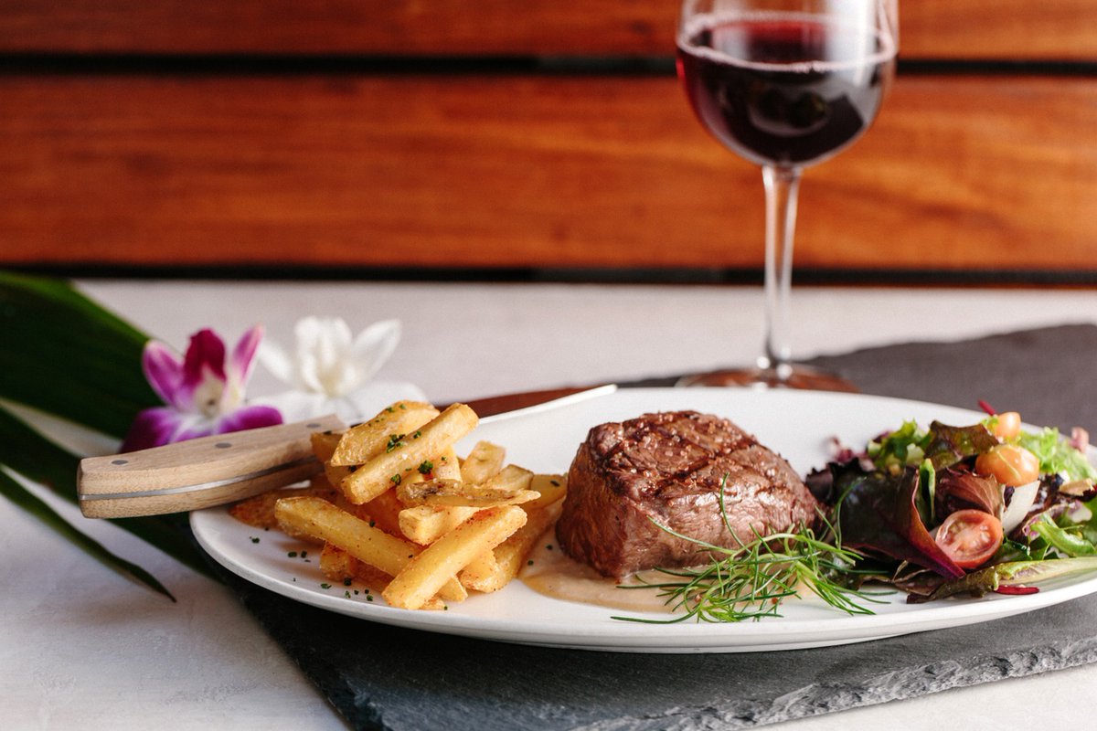 Spice up your Thursday with our USDA Prime Steak &amp; Fries! 🍷 🍟 Order for dine in or takeout today.  
dukeshuntington.com/wp-content/upl…