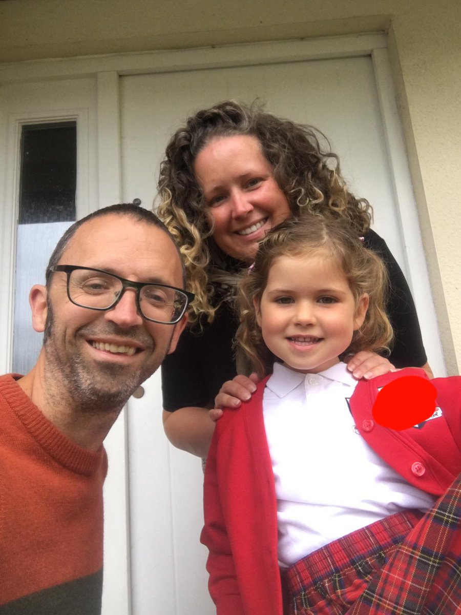 Cryer_Anna's tweet photo. And like that, she's off... #noratheexplorer #firstdayofschool #sorrynotsorry #gonnamissher https://t.co/dOJyq5w0wH