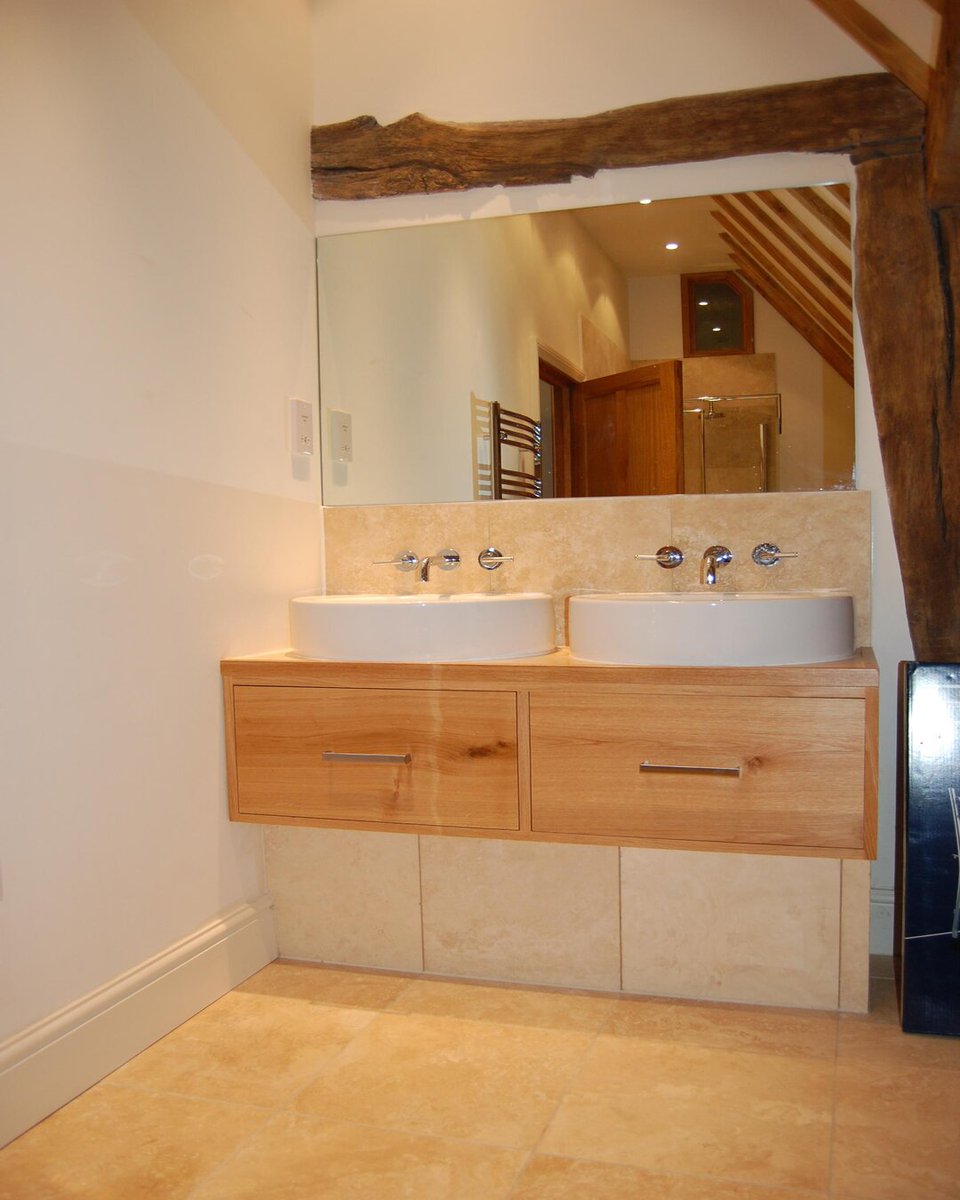 Simple, yet very effective. In this converted Barn, these Twin Natural Oak Washstands have found their place and are looking great!
🔨
🔨
🔨
🔨
#bathroom #washstands #oak #naturaltimber #washbasin #sink #twin #convertedbarn #barn #hisandhers #furniture #bespoke #bespokefurniture
