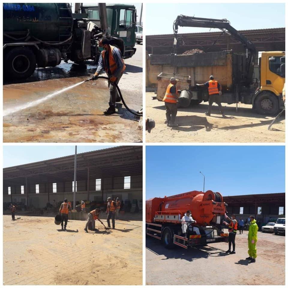 WeAreNotNumbers's tweet photo. Doctors are heroes during the #Covid_19 pandemic,but they aren't the only heroes. In the field with #coronavirus, #dustmen are also heroes whose mission is not any less important than the doctors'.They leave early in the mornings to clean up the streets, and make it safer for us. https://t.co/B7LDqYpqW6