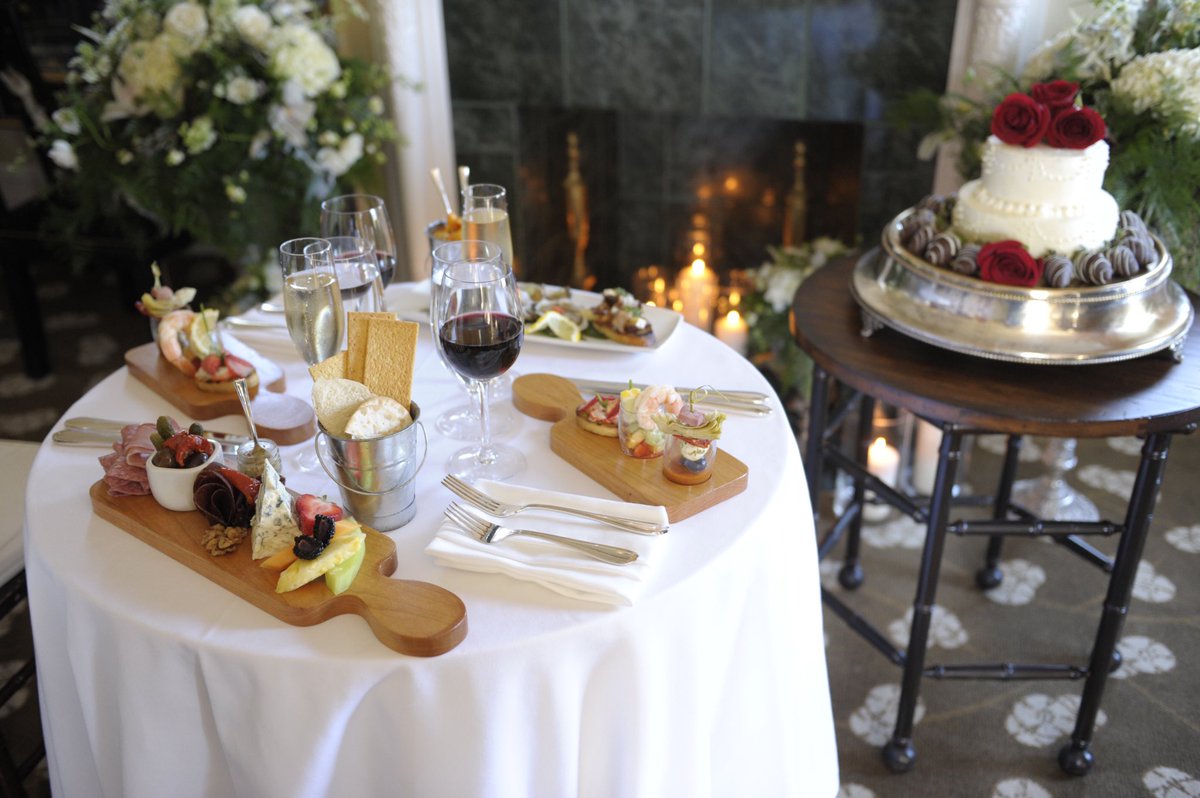 Say “I do” with an intimate elopement ceremony. Enjoy majestic mountain views from your private deck, while you exchange vows in front of your closest family and friends. Call (603) 278-8917 for details. #love #dayatthewoods