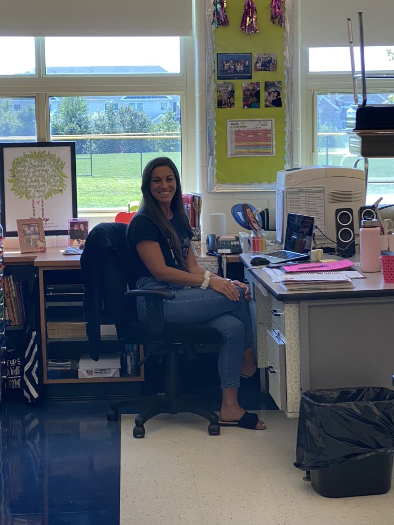 Mrs. Amendola tweet media