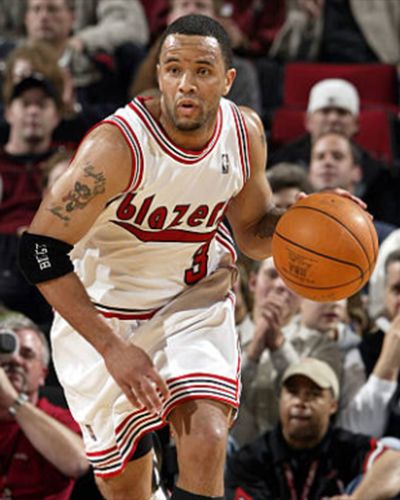 Happy 47th Birthday to Portland\s own, Damon Stoudamire  