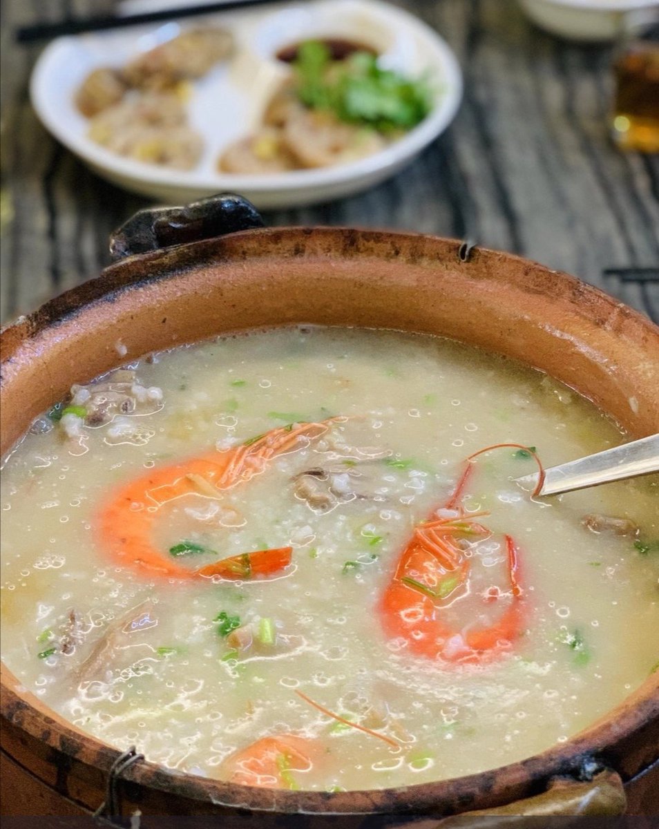 zeng_xiaoyan's tweet photo. 地道的潮州美食，令人垂涎三尺回味无穷！
Love this kind of menu in the local restaurant. https://t.co/vEnWcXguqp