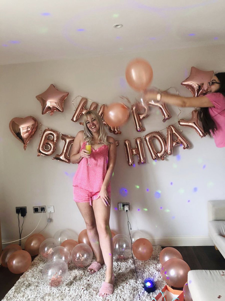 LeighBizz's tweet photo. We made it 26 years 🍾✨ https://t.co/8BSImIFLSp