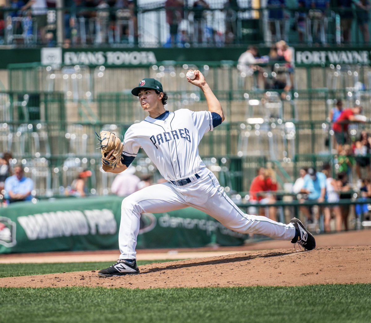 Joey Cantillo (@joeyycantillo) on Twitter photo 