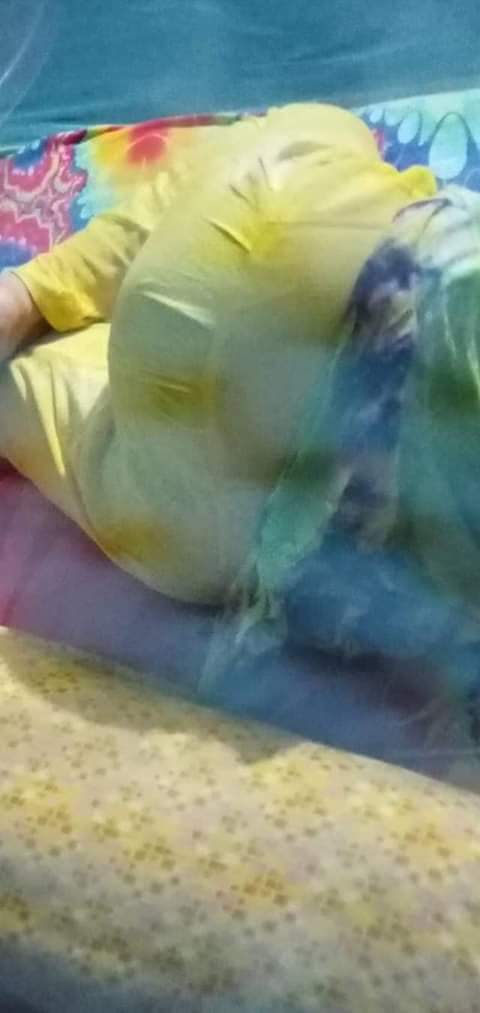 zinabbibi's tweet photo. گھر کی عورتوں کے جسم کے یہ سیکسی نظارے ہی گھر میں موجود مردوں کو انسیسٹ بناتے ہیں اور پھر وہ بس اور کچھ نہیں دیکھتے بس اس عورت کو اپنے نیچے لانا چاہتے چاہے وہ امی ہو بہن ہو بھابھی ہو یا کوئی اور....

پیک پوسٹ کرنے کے لیا dm📩میں بیج دے https://t.co/ORD0PLQLTN