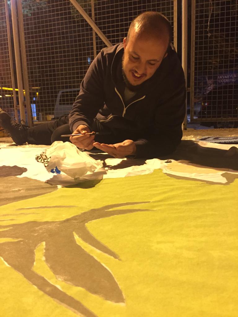 unibucaspor's tweet photo. Öyle kolay mı vazgeçmek Sevgi emek demek #BucasporKapatılamaz https://t.co/Y2sW92BWm1