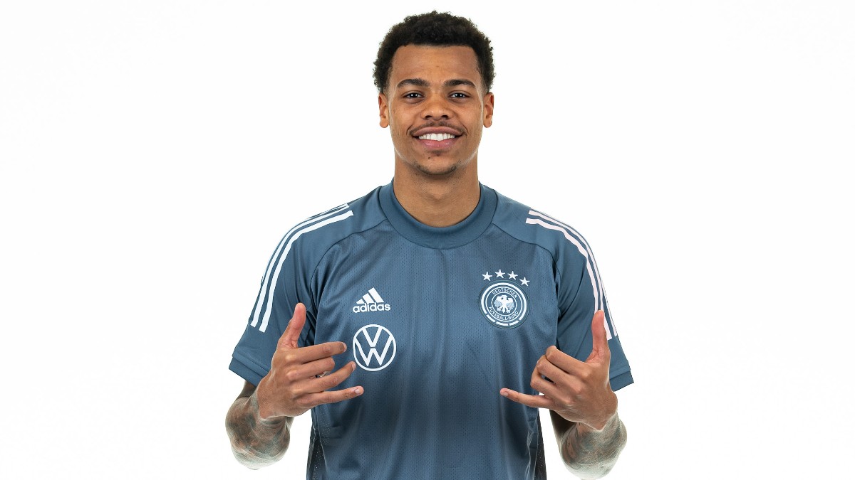 DFBNachwuchs's tweet photo. ⏱️ 61. Min.
Eiskalt 🥶 Lukas #Nmecha schickt den Keeper in die falsche Ecke und versenkt den Elfmeter souverän! 😎
⚽ 2:0 #GERMDA
#HERZZEIGEN 🇩🇪 #U21 https://t.co/pmKuYALjp6