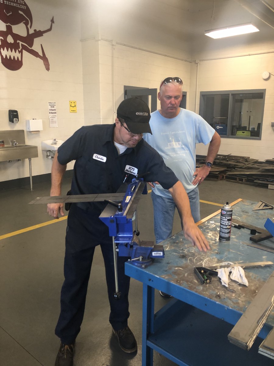 shelbycountysch's tweet photo. .@RollFormingCorp in Shelbyville, KY donated metal to SCPS. Our bus mechanics and bus drivers turned it into hand sanitizer devices for buses. @EddieCOak @SallyWSugg @JohnR_Leeper @DugleSusan @SCPS_Rock  @TheSentinelNews Read more: https://t.co/6DWWeq28jM https://t.co/GqFdk2rip4