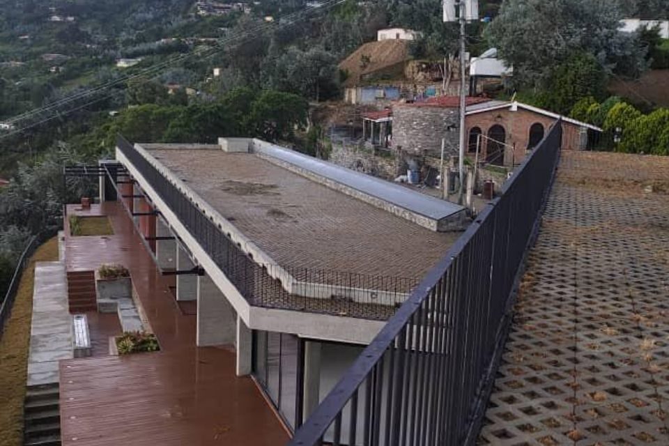 Son cuatro las construcciones que violan ordenamiento legal en El Ávila #TalCual #ClaroyRaspao #DepredadoresAmbientales bit.ly/3bp2hz3