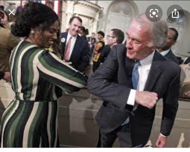 friendship73's tweet photo. Congratulation MA #GND #sunrisemovement #ayannapressley #EdMarkey https://t.co/4QX7RsOE9k