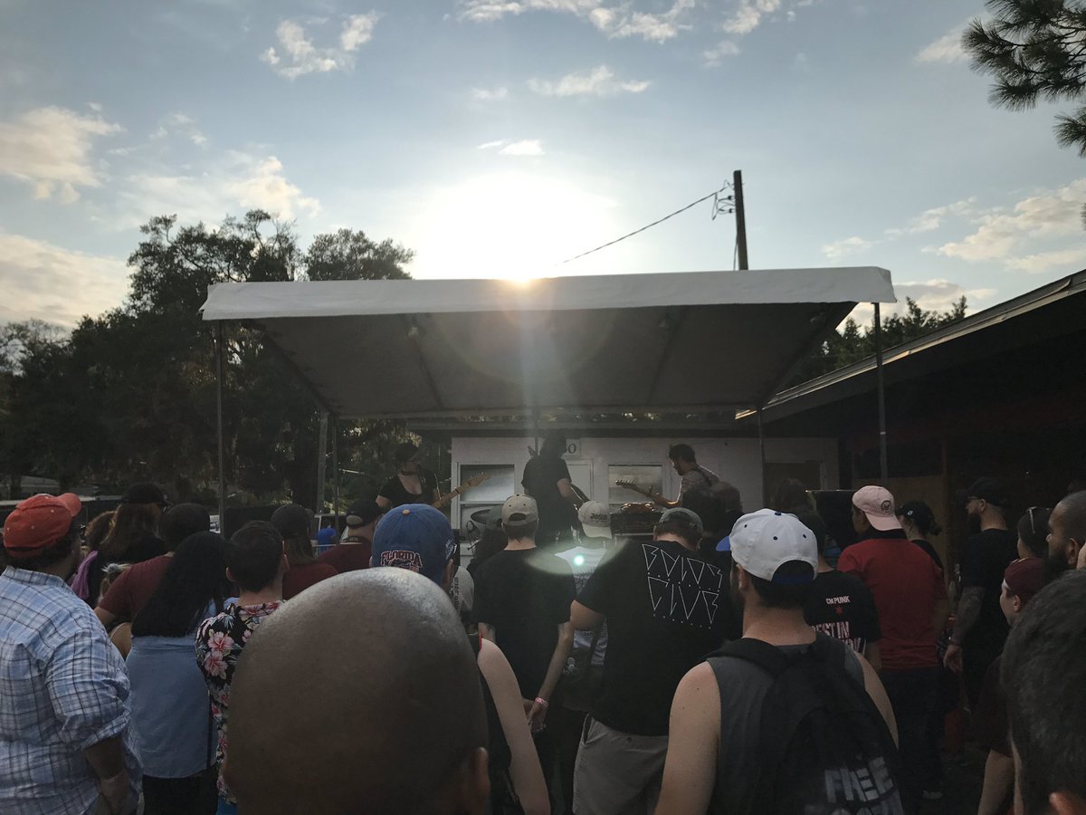 pulpmusicfest's tweet photo. 3 years ago today was the first Pulp Fest! Thank u so much for all the love and support over the years. 

Be on the lookout for something sorta special we are announcing soon 👀

📷: @niagarza_ https://t.co/n6sDctvcdf